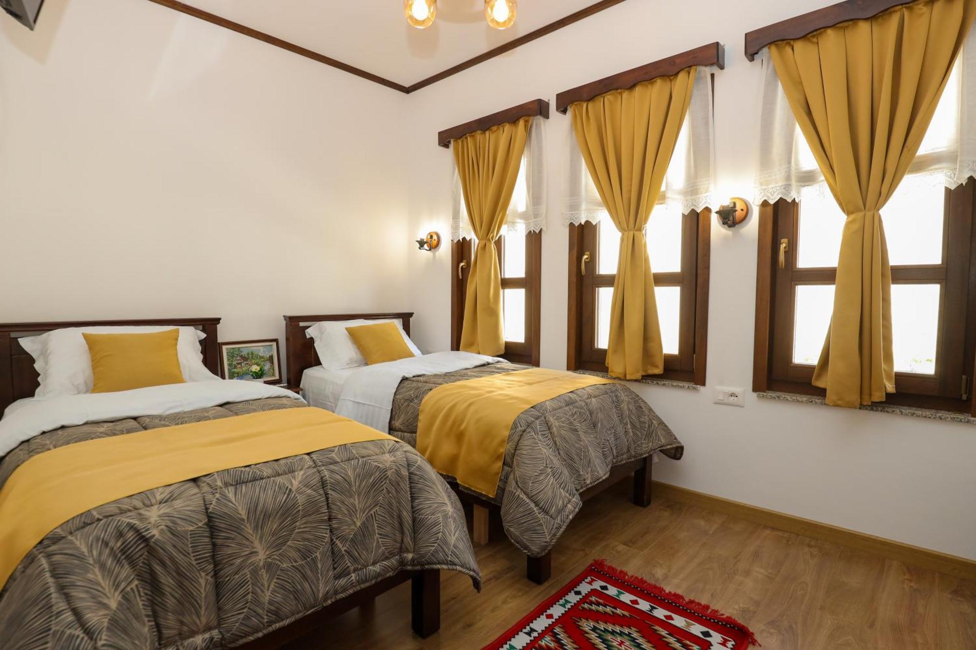 The House Of Dollma , Inside Kruja Castle Otel Dış mekan fotoğraf